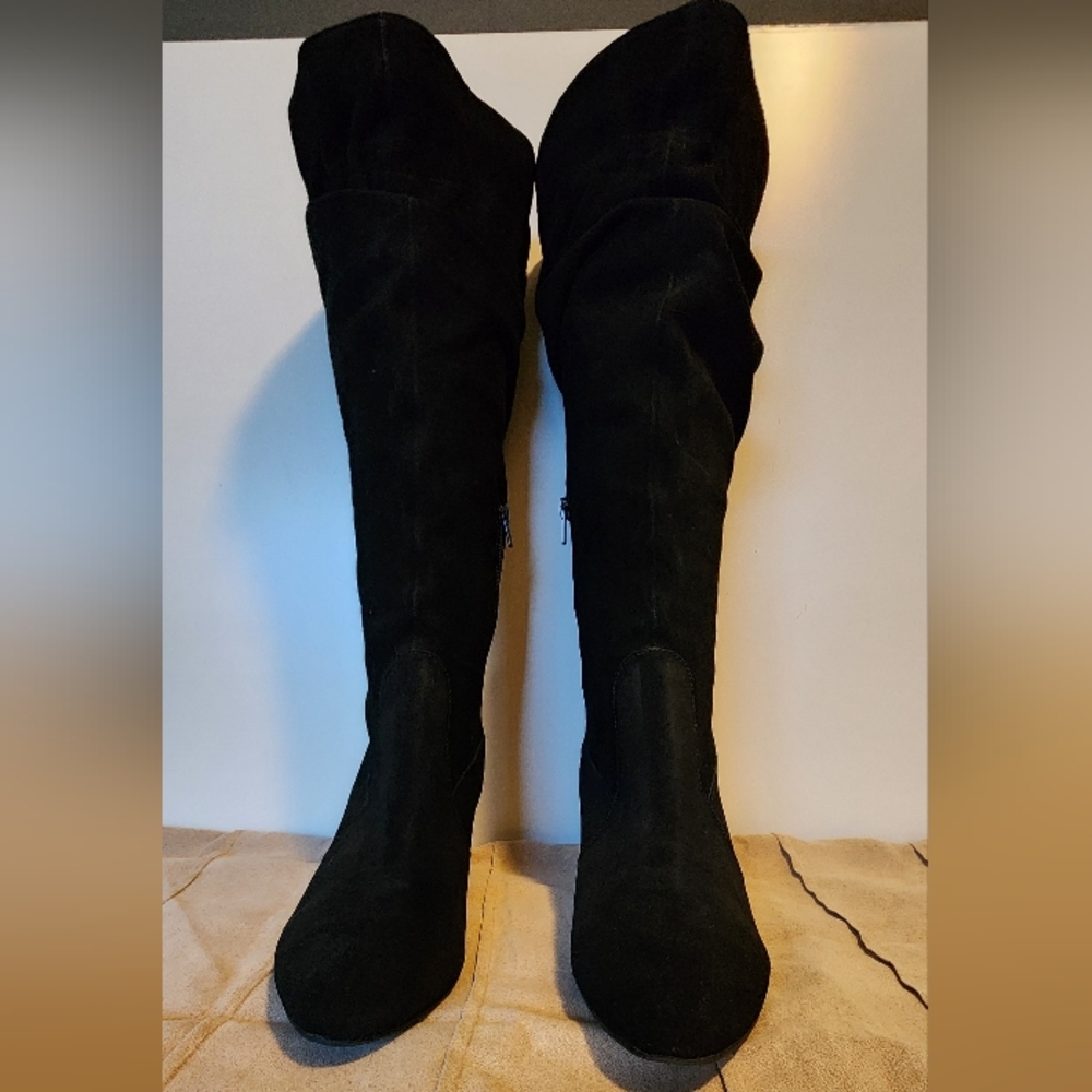 Hot in Hollywood Black Over the Knee Boots - Size 9.5